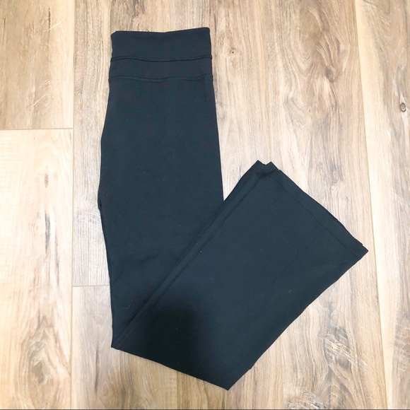 lululemon athletica Pants - Lululemon Black Bootcut Legging